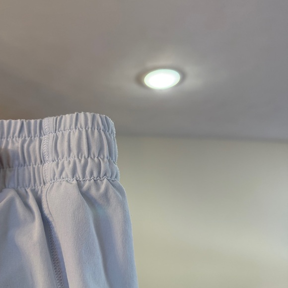 Athleta Girl Heart the Hustle 2.5" Short in Light Blue - Girls Size XS/6 - Picture 6 of 6